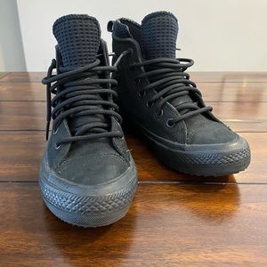 Women’s converse with lunarlon high top black on black